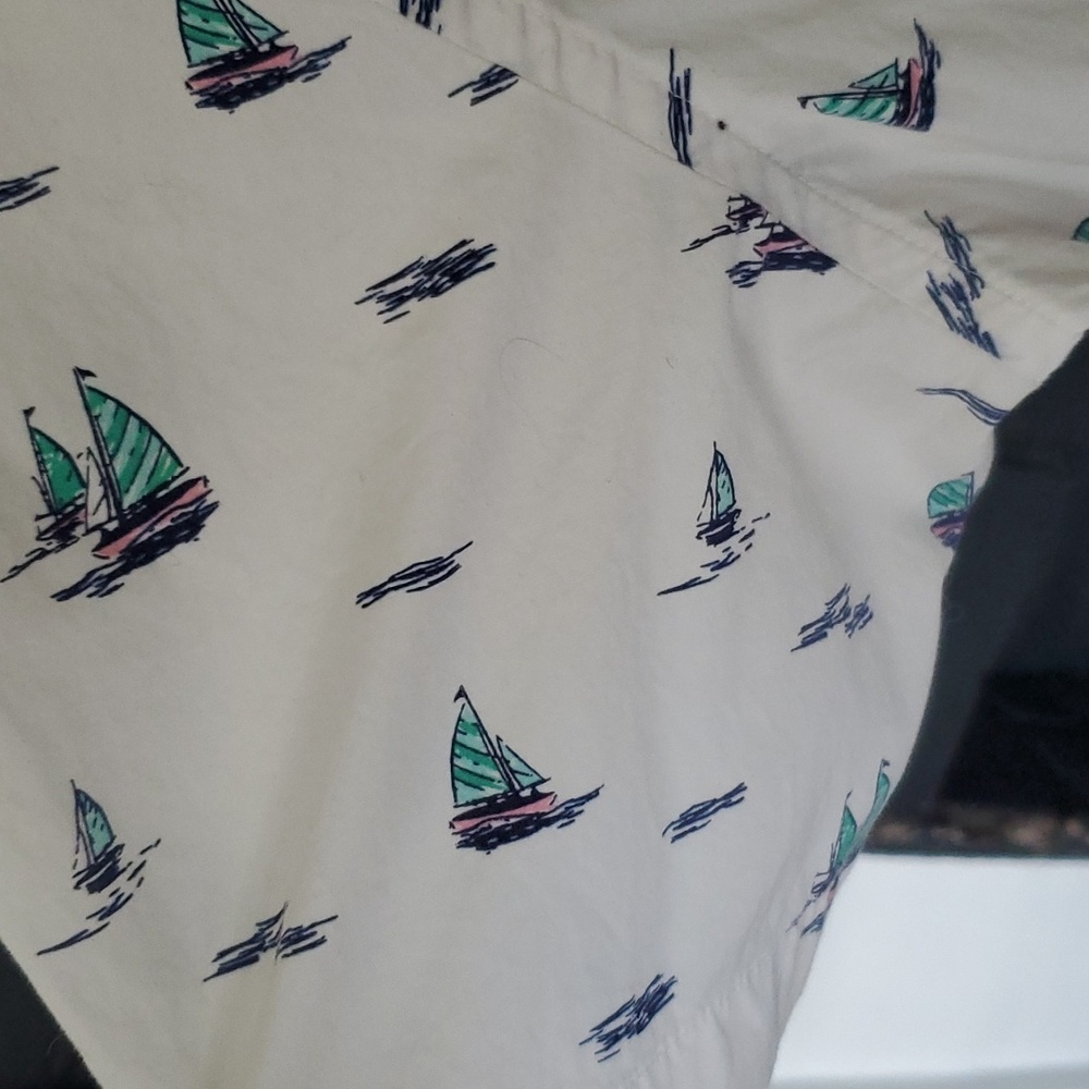 Crown & Ivy short sleeve shirt - Picture 2 of 8